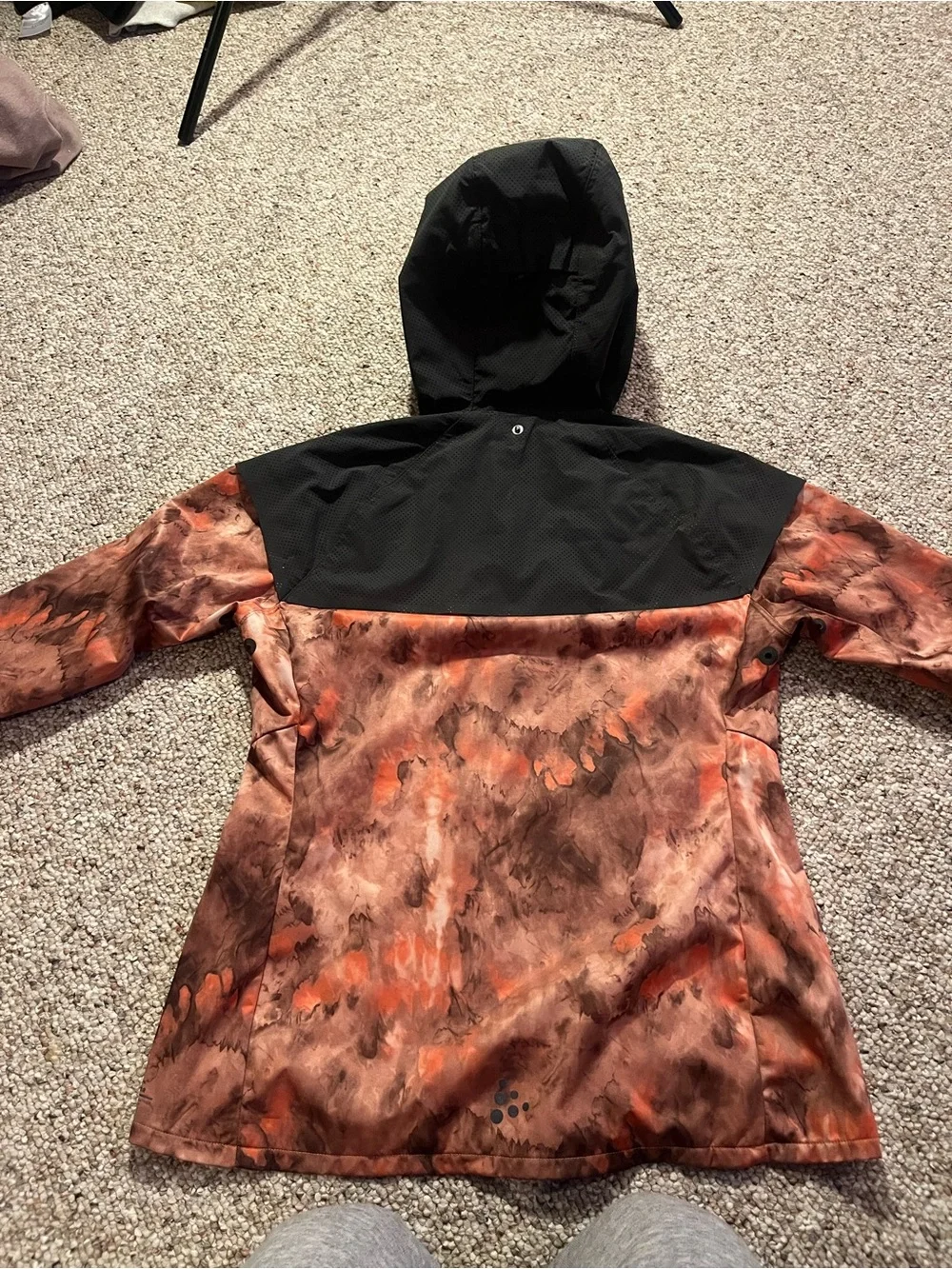 Craft women’s Lumen Hydro waterproof running jacket in Nova Buff